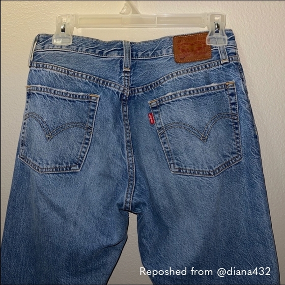 Levi’s button fly Jeans - Picture 3 of 4